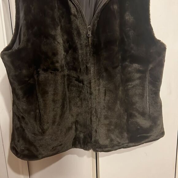Women's Brown Faux Fur Reversible Collared Sleeveless Zip Up Vest L - Picture 8 of 9